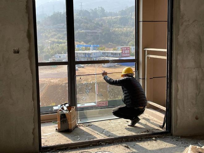 断桥铝不如系统窗好?听完10年装修老师傅一说我果断选断桥铝!(图9) 断桥铝不如系统窗好?听完10年装修老师傅一说我果断选断桥铝!(图9)